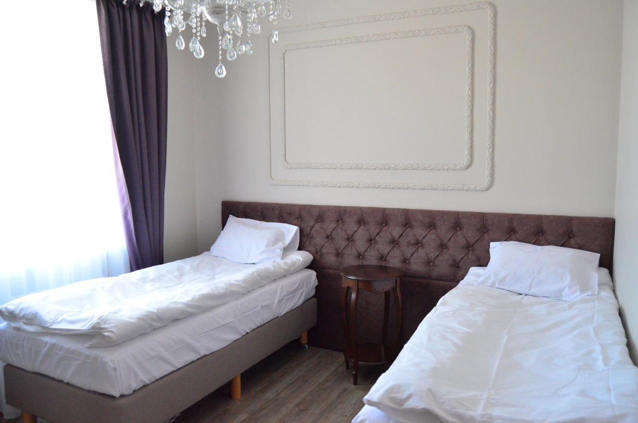 Golden Park Hotel Pavlodar Værelse billede