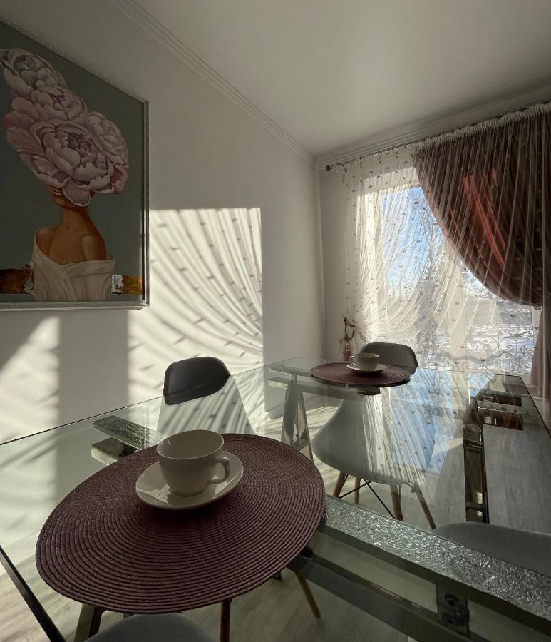 Golden Park Hotel Pavlodar Eksteriør billede