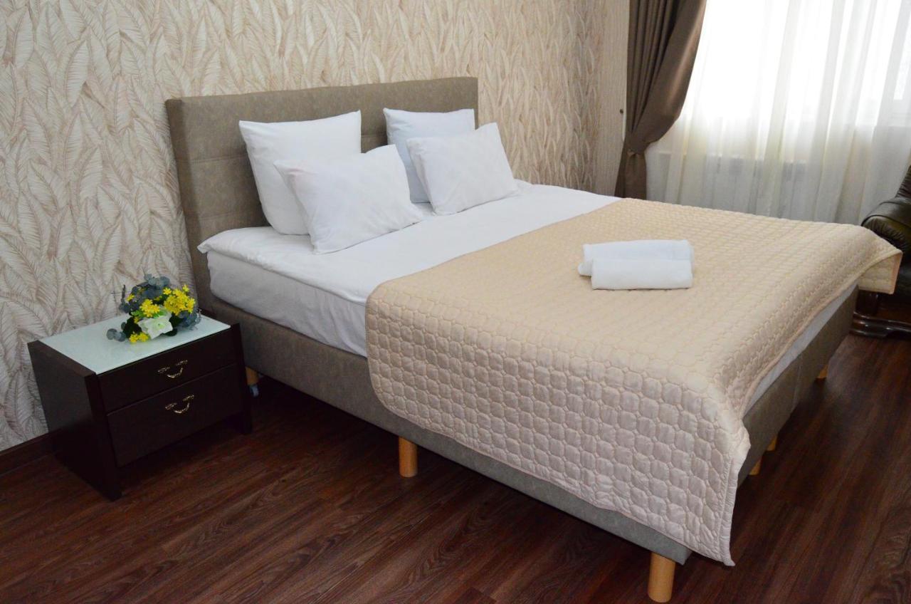 Golden Park Hotel Pavlodar Eksteriør billede
